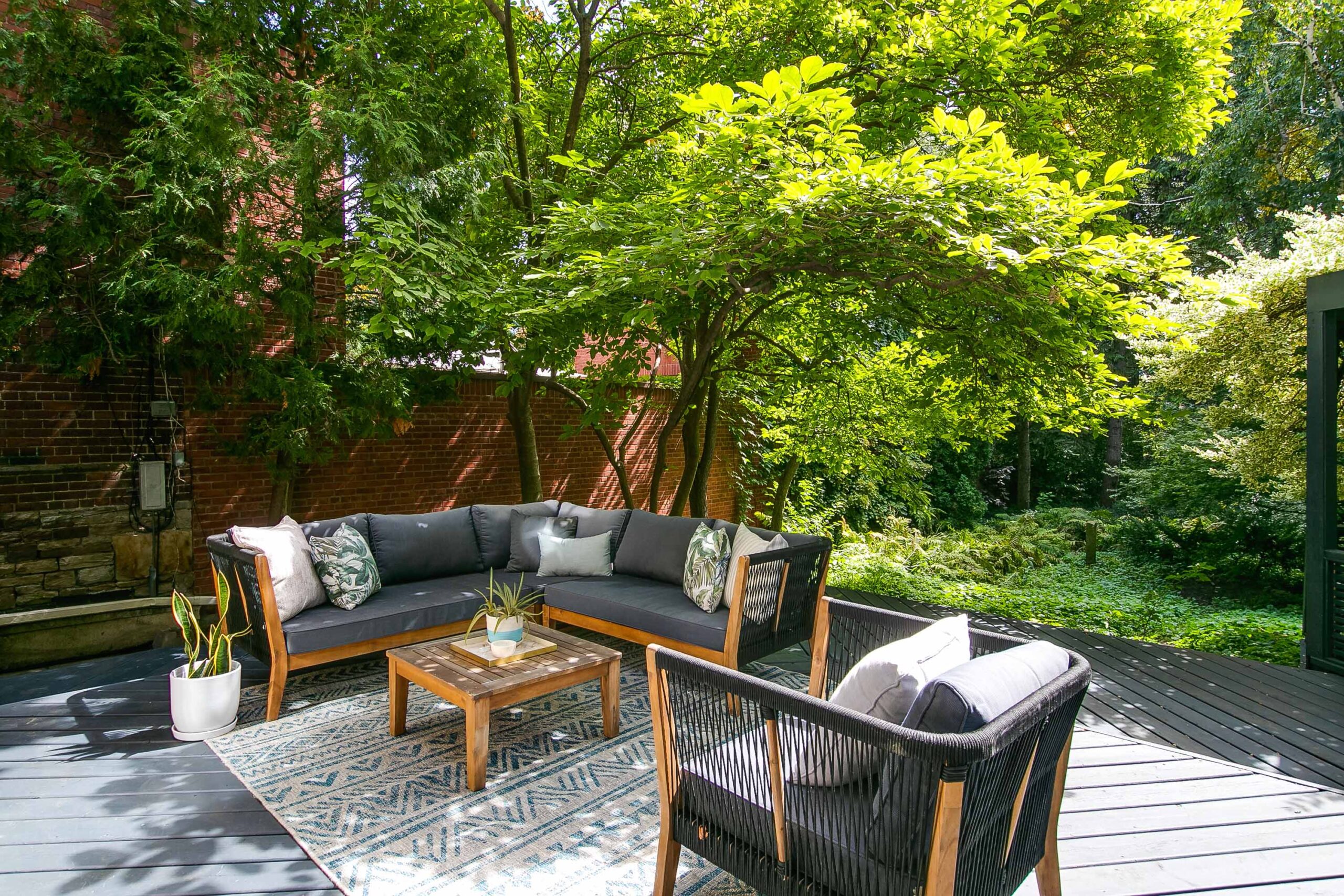 146-print-77_004_Patio