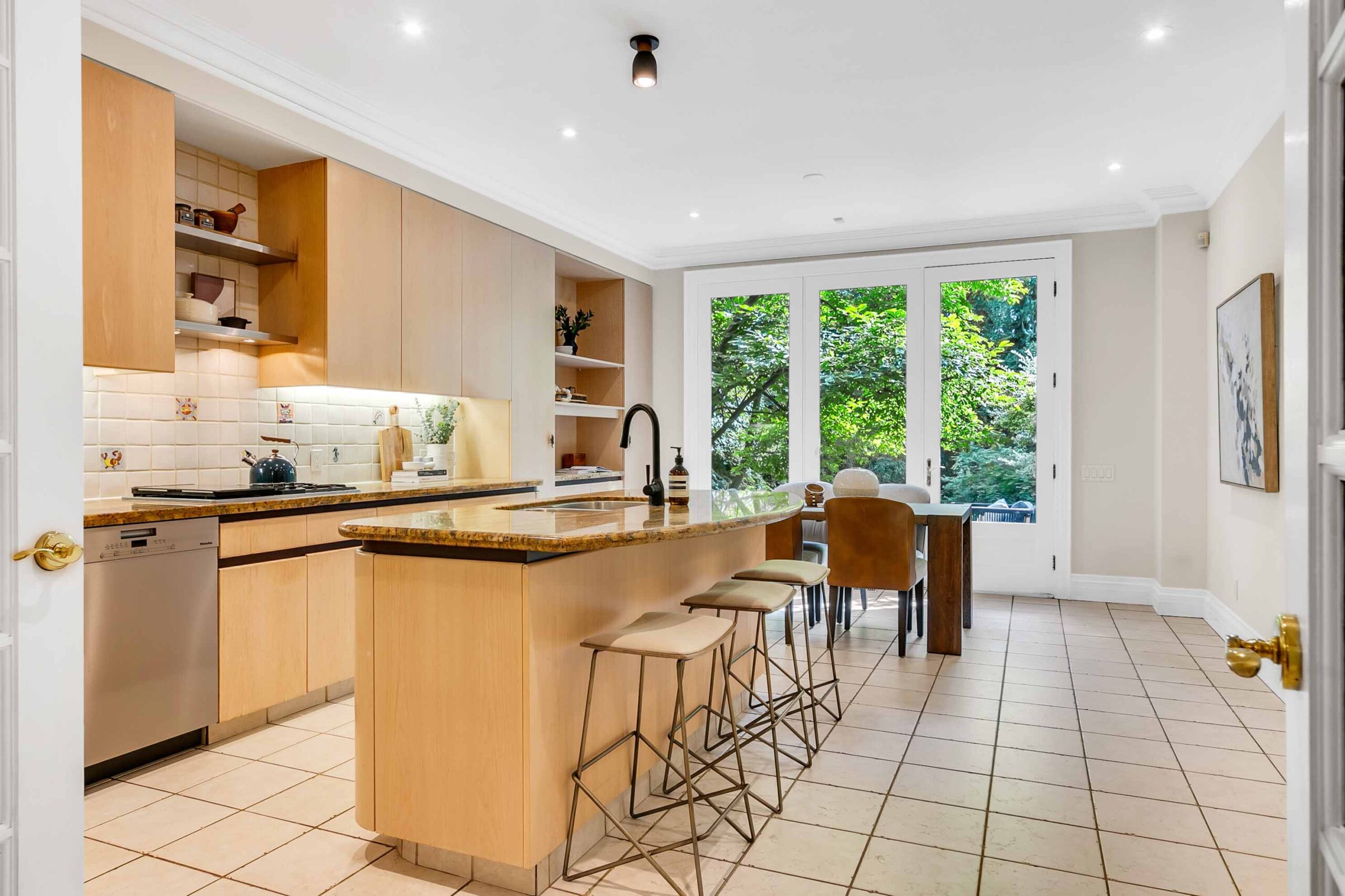 52-print-15_002_Kitchen