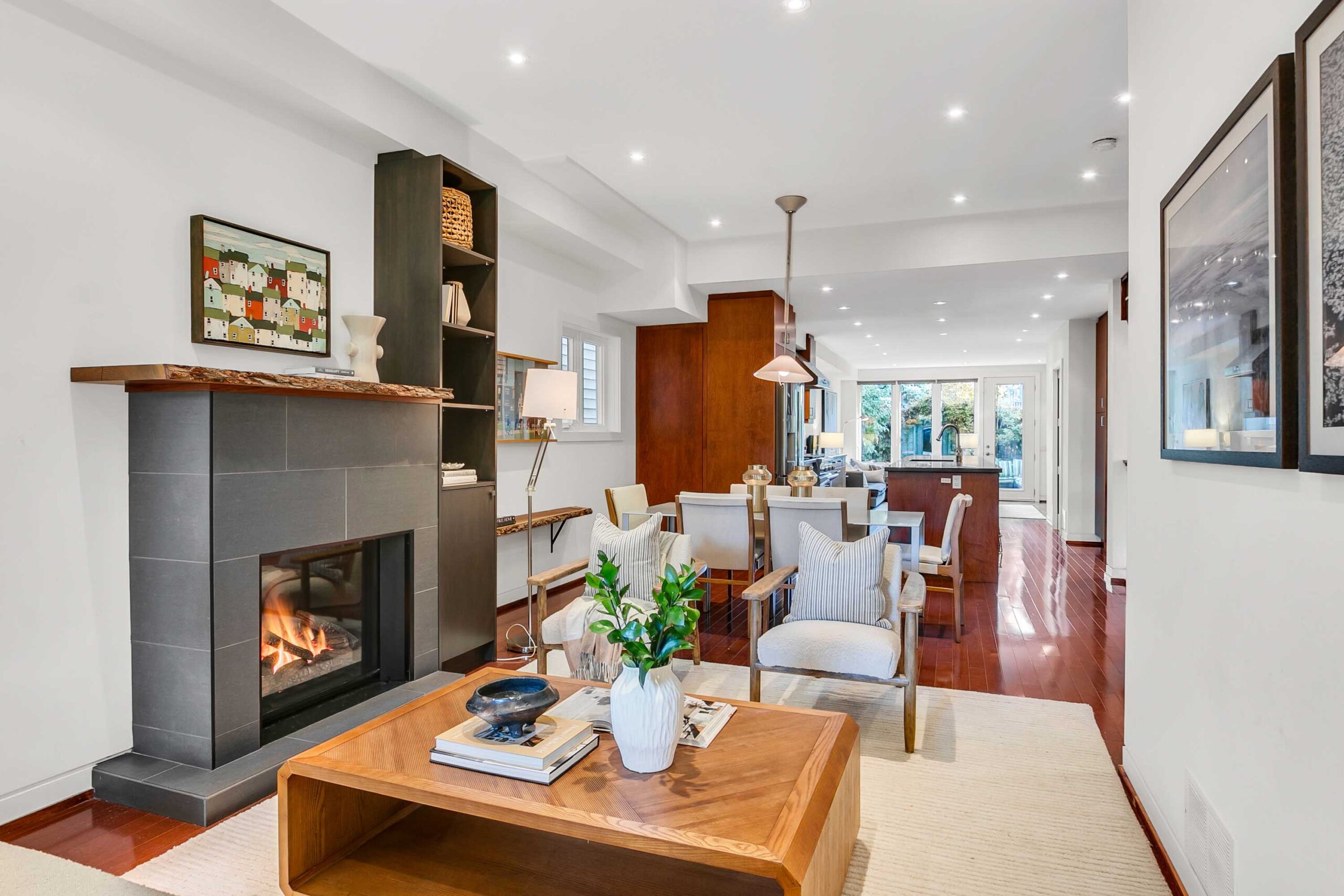 17-print-8_007_Living Room