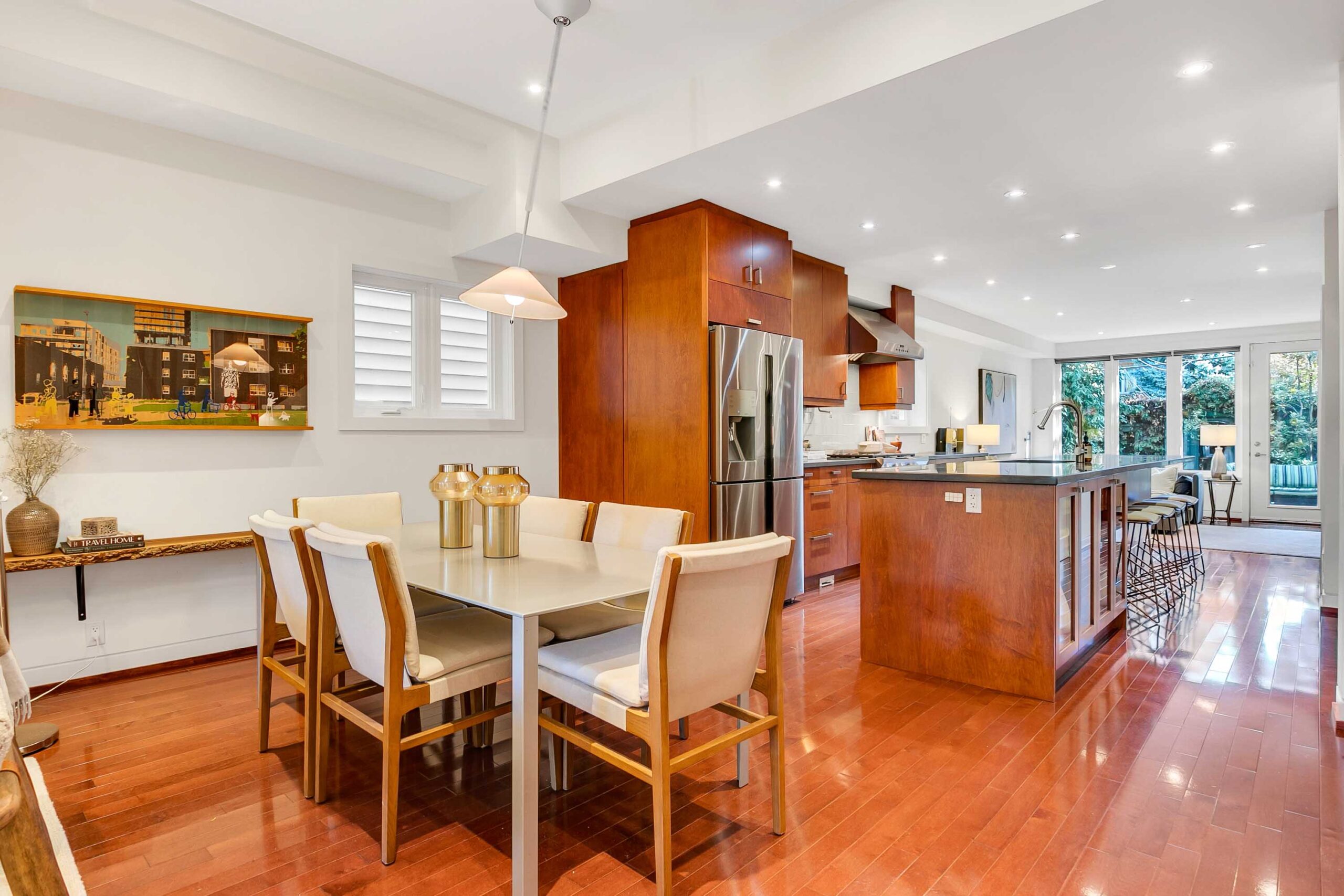 25-print-12_001_Dining Room