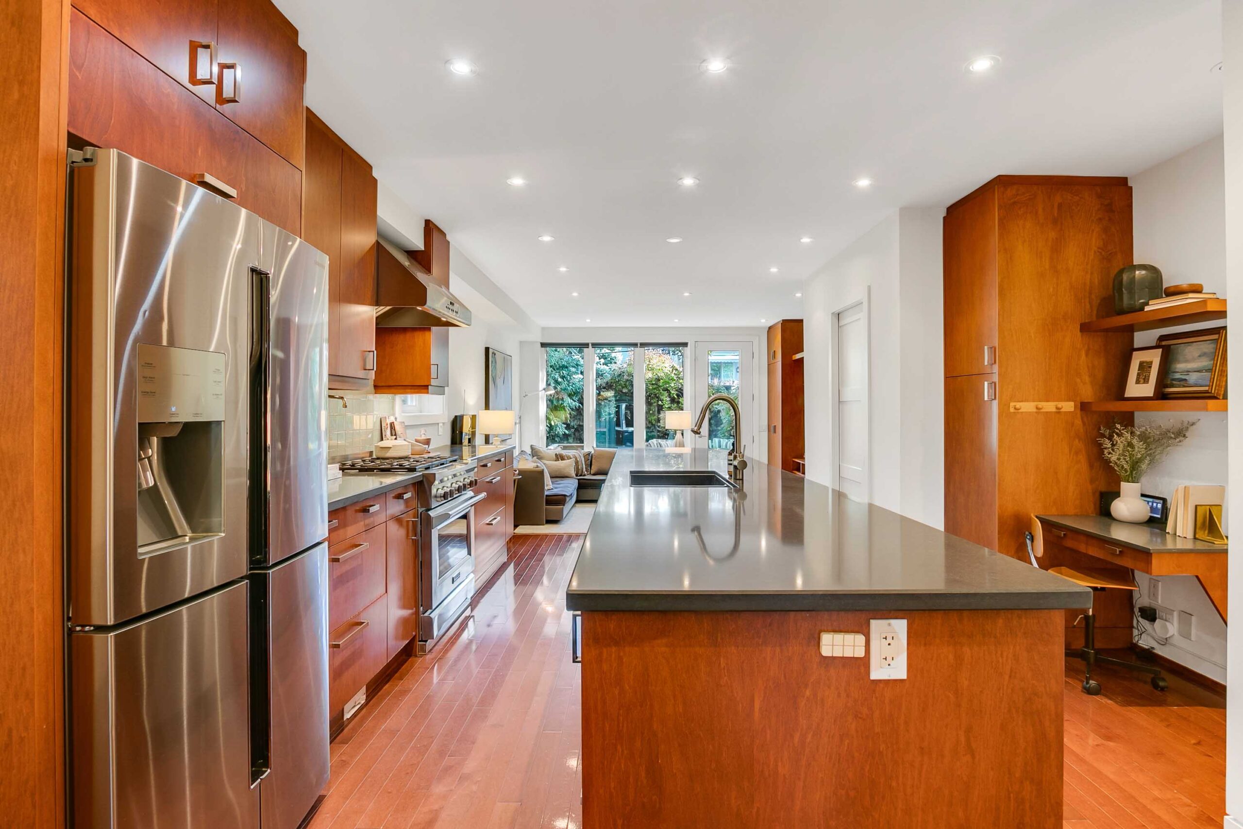 32-print-15_002_Kitchen