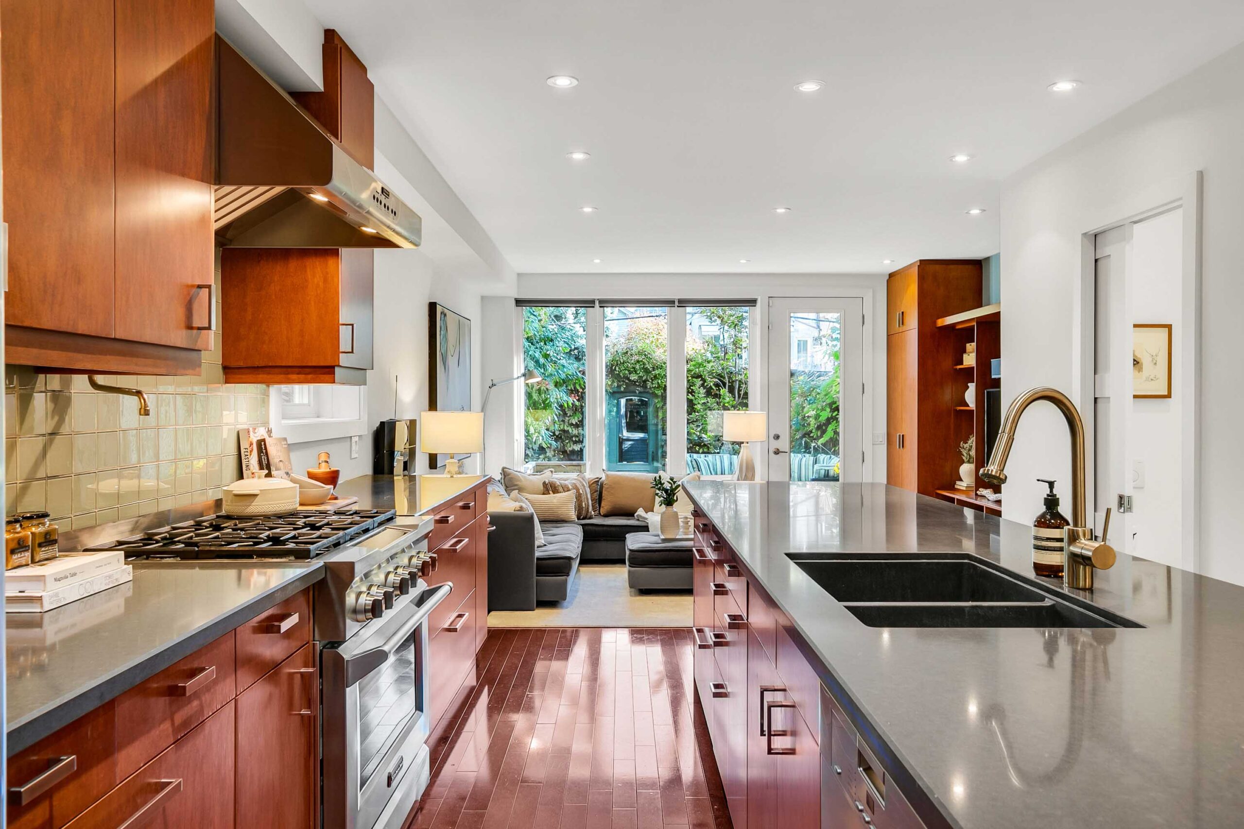 38-print-15_008_Kitchen