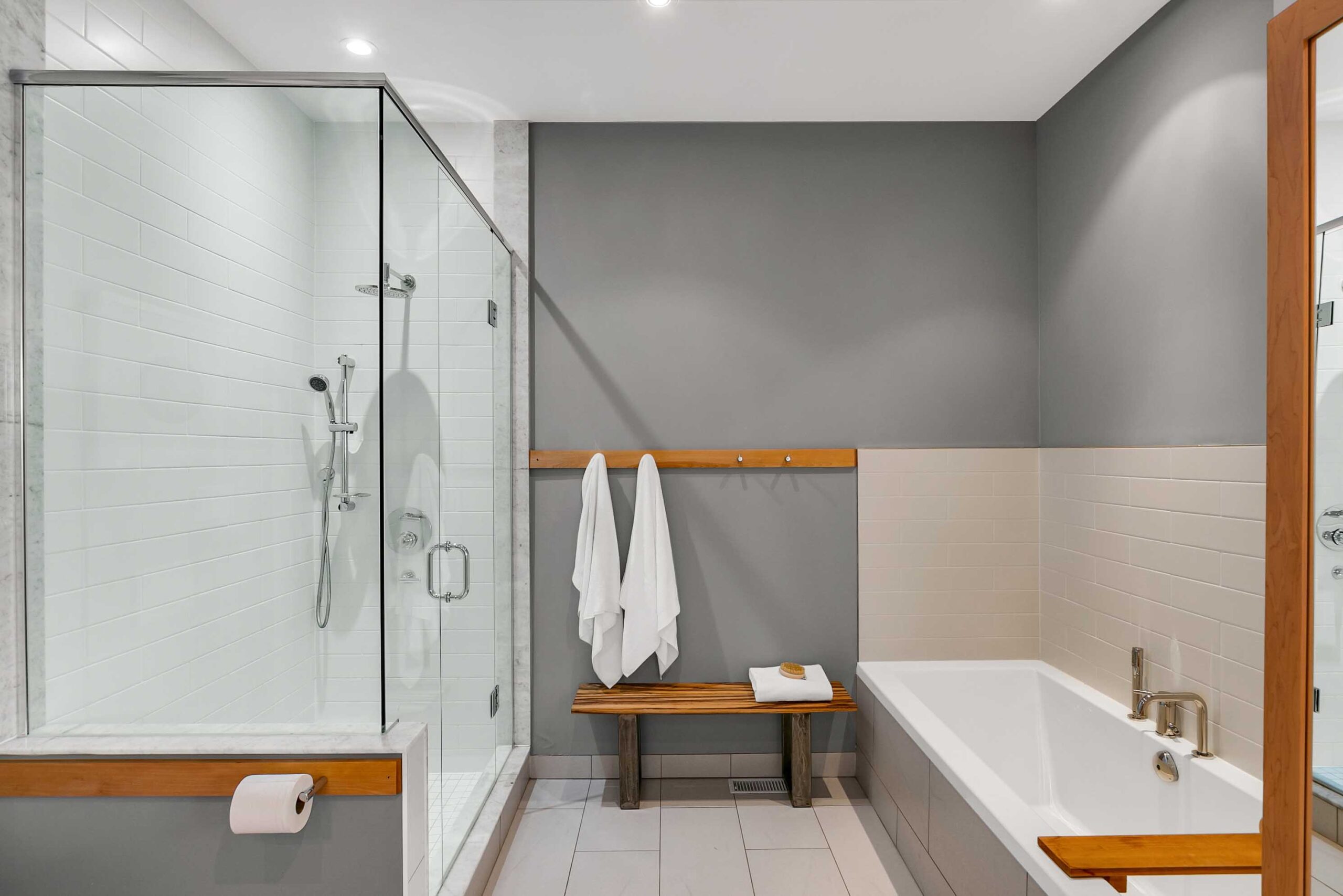 52-print-27_003_Master Ensuite