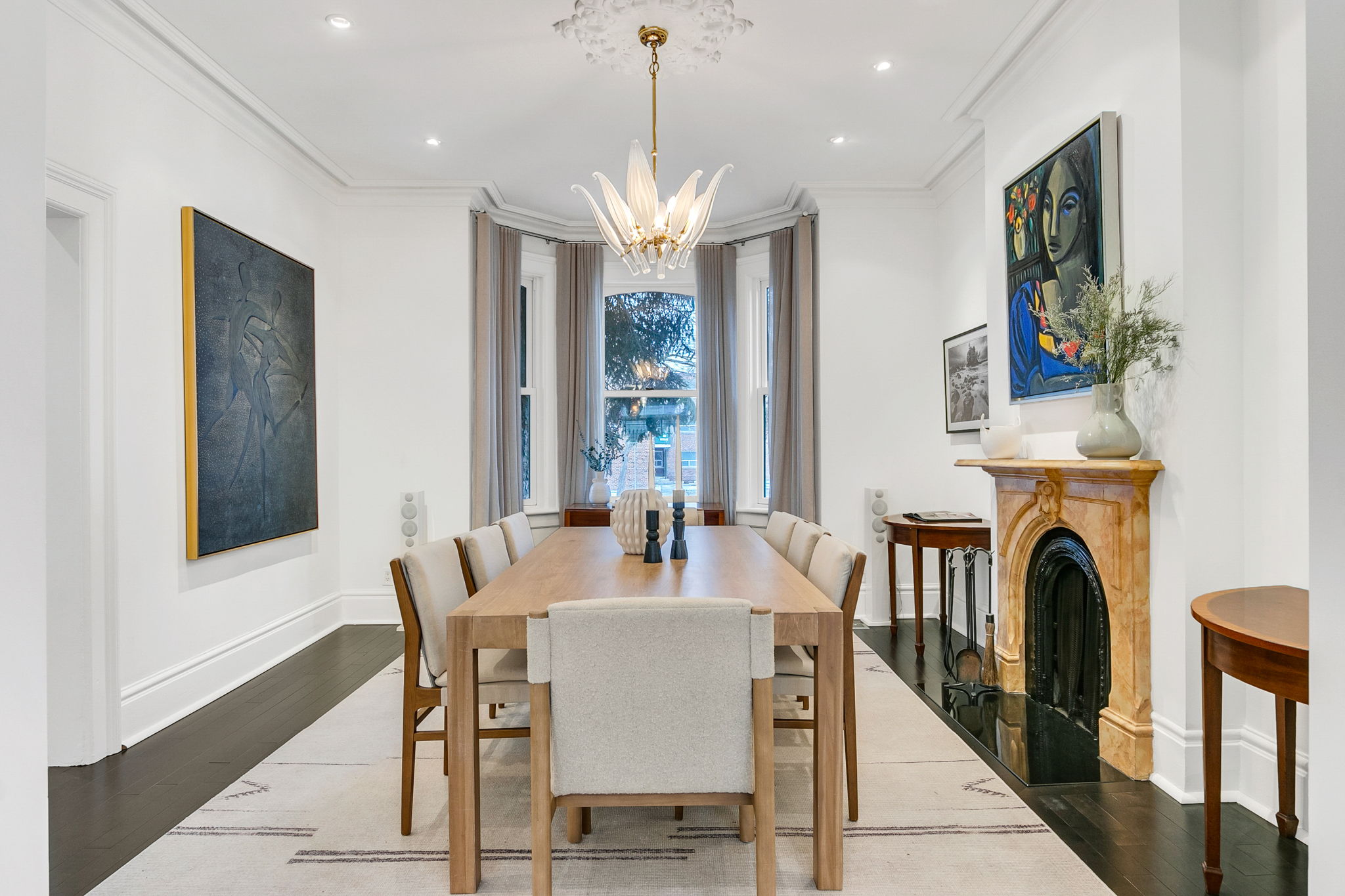 28-web-or-mls-12_011_Dining Room