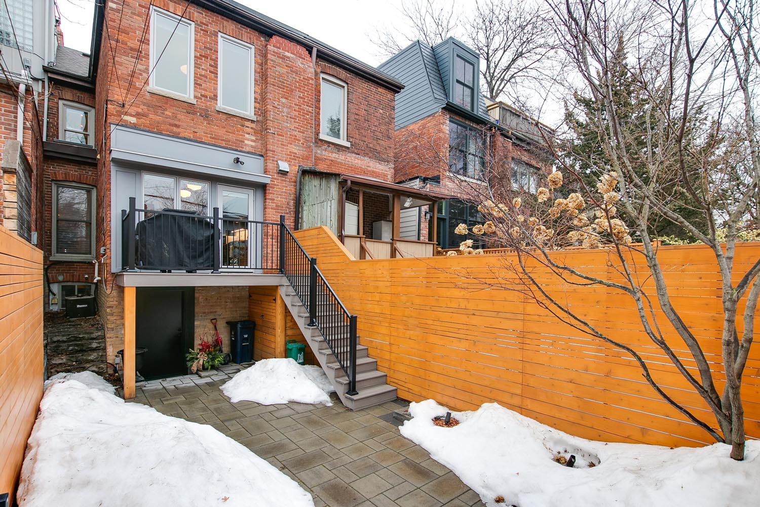 57-print-74_004_Backyard