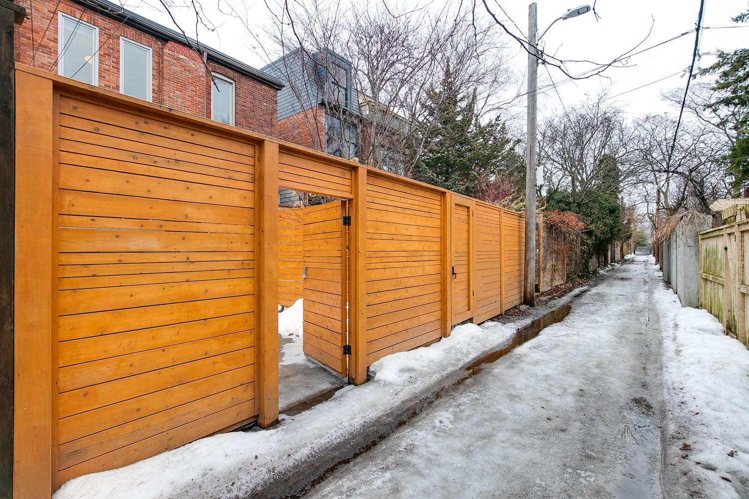 60-print-78_003_Alley