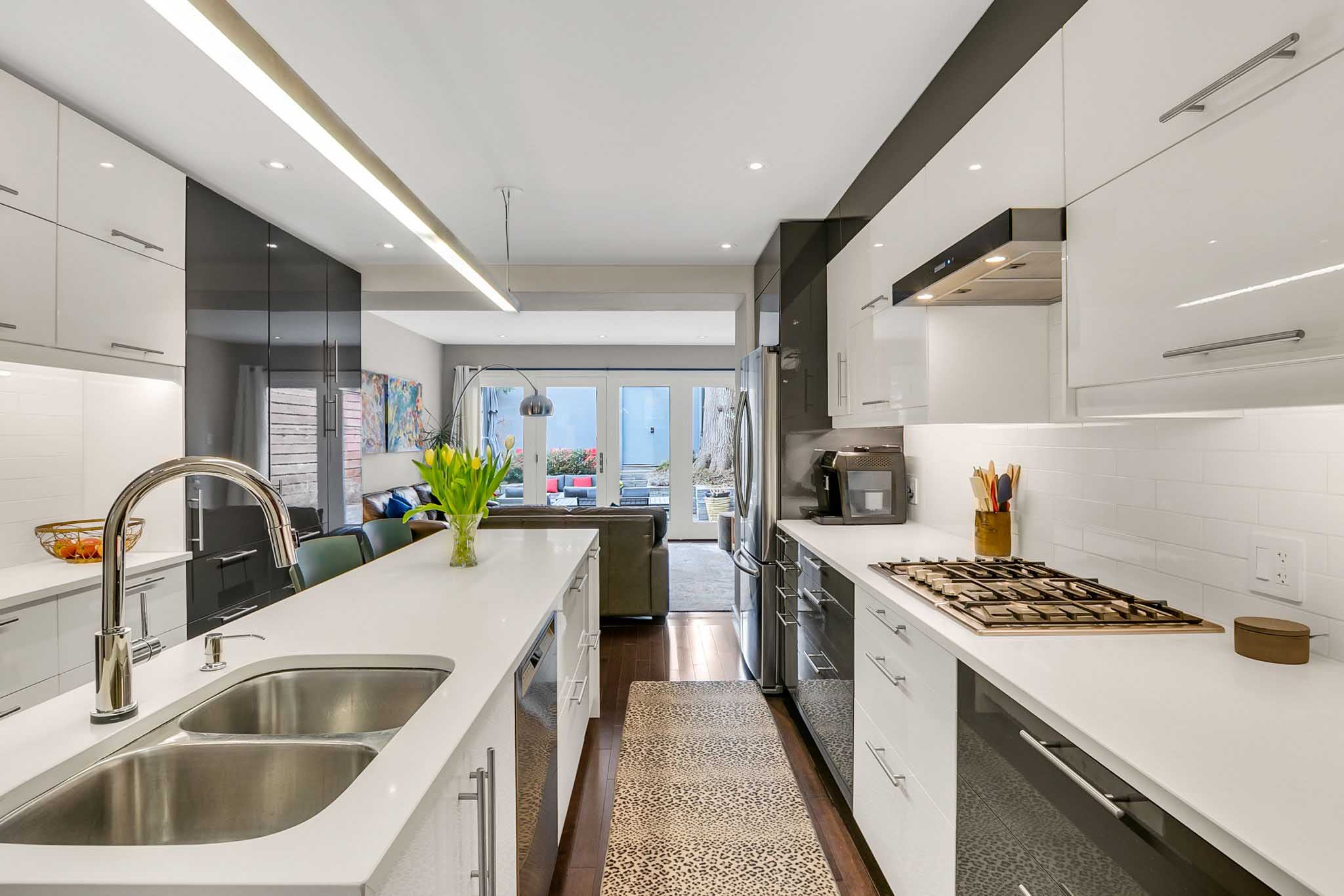 36-web-or-mls-15_003_Kitchen