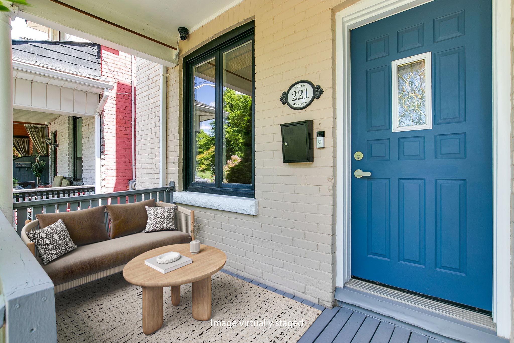 5-web-or-mls-3_005_Porch