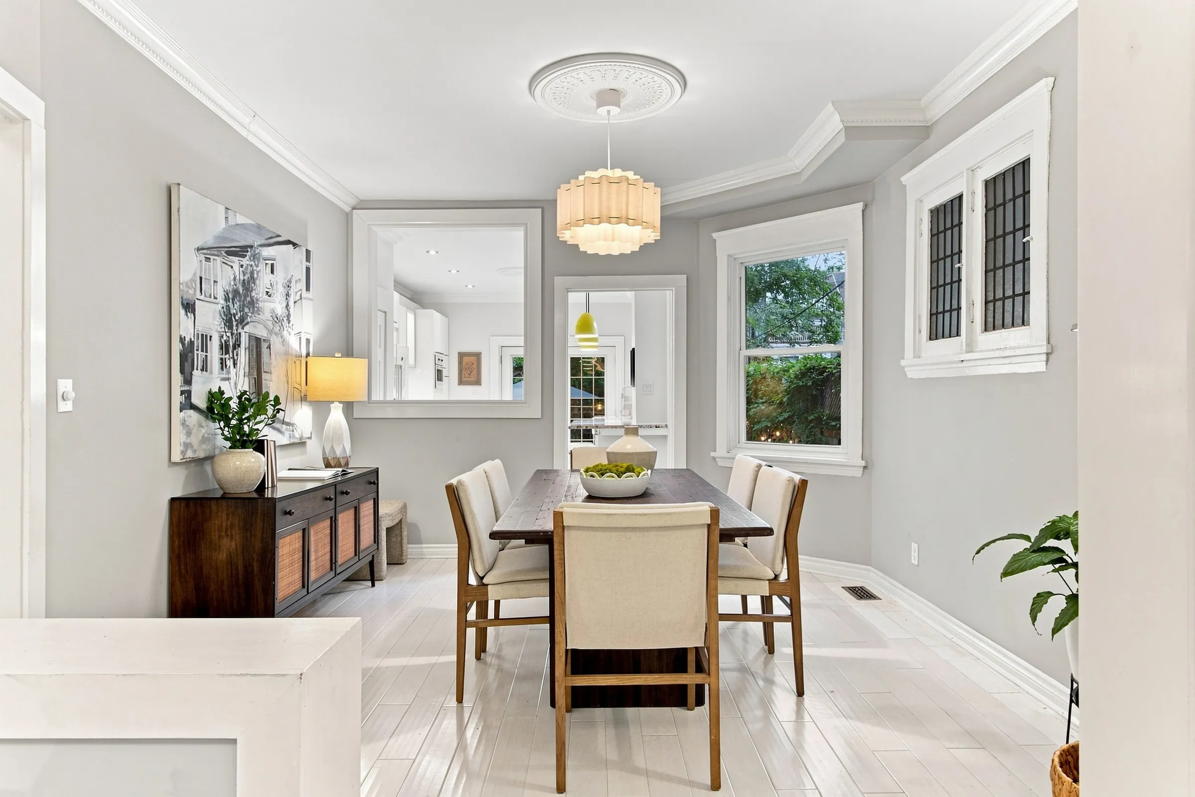 12_001_Dining Room_13_11zon