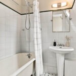 33_001_Third Ensuite